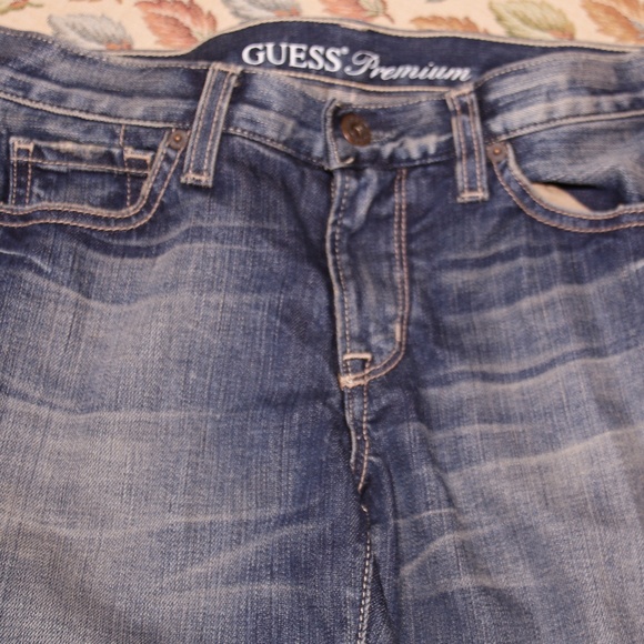 Guess Jeans sz 27 - Picture 3 of 5